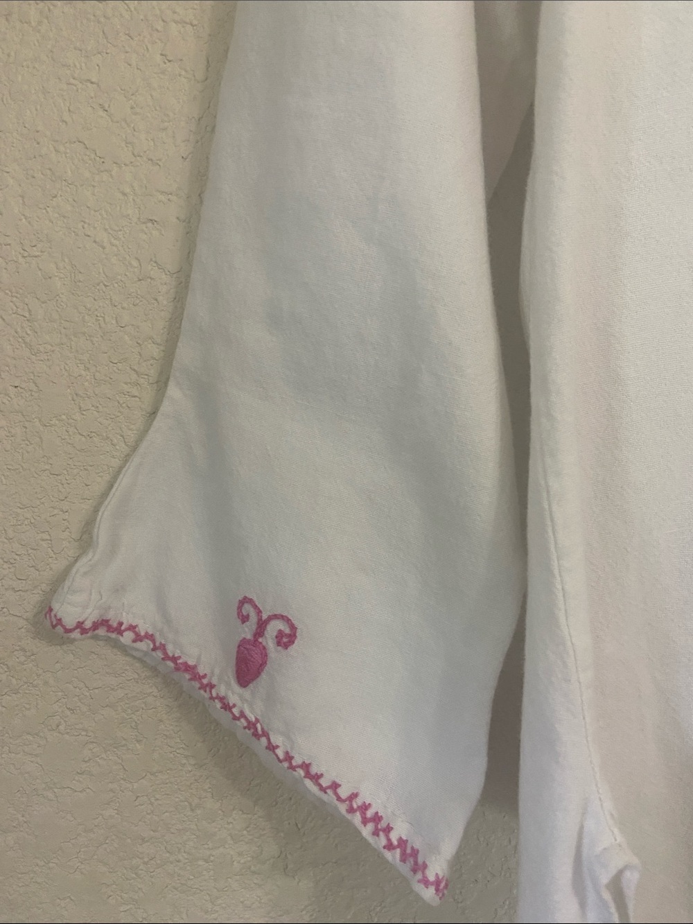 White Embroidered Floral Tie-Front Women’s Top - Picture 3 of 4